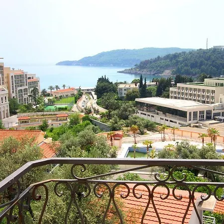 Magnolija Hotell