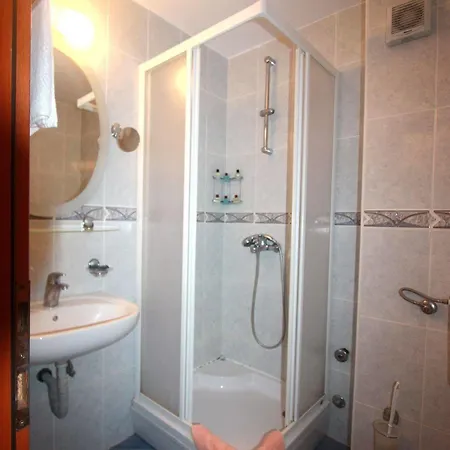 Magnolija Hotell 3*